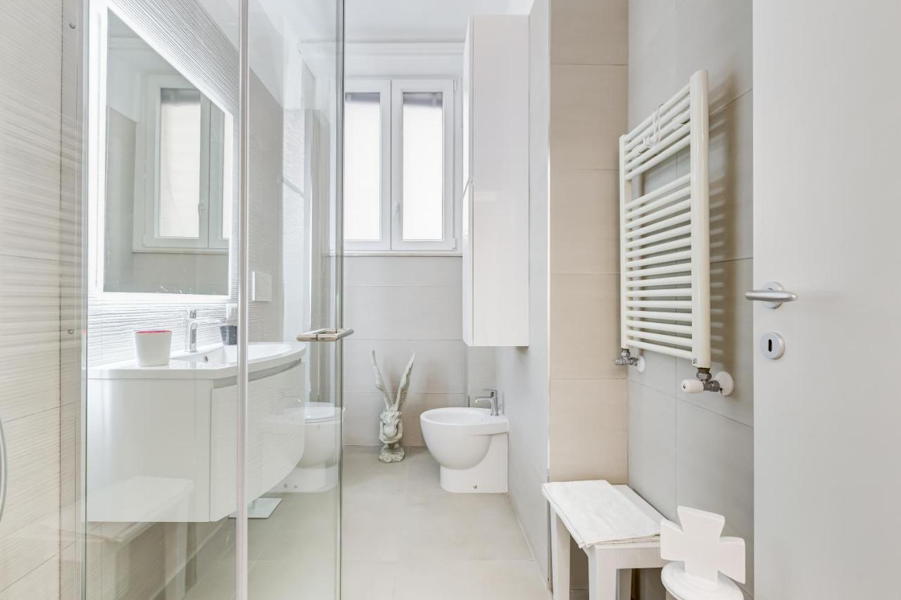 Bmga L The White Crown Apartment In Testaccio Roma Ngoại thất bức ảnh